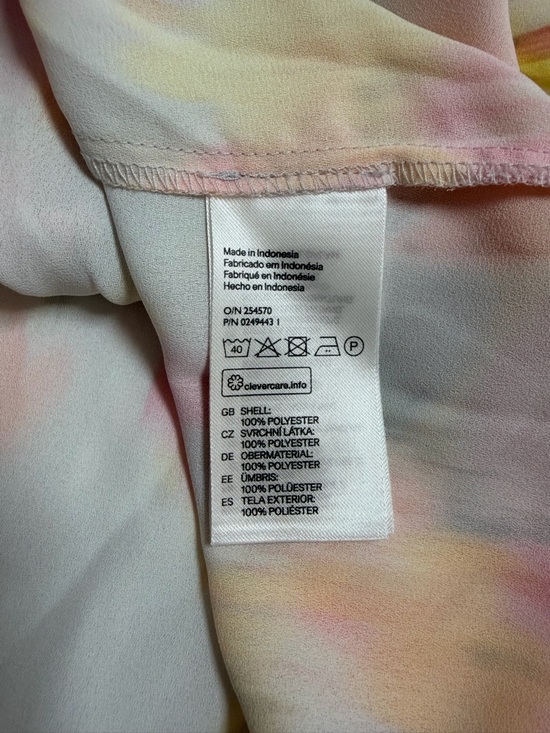 H&M Plus Watercolor Floral Sheer Blouse Long Sleeve V-Neck Size 22 2X - Picture 4 of 5